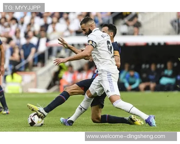 巴萨冬窗计划引进左脚中卫加维伤缺助力薪资空间调整