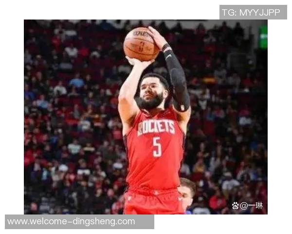 范弗里特称赞阿门打控卫表现逐渐提升适应能力显著增强