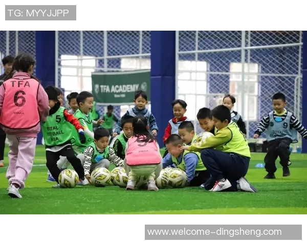 小将崛起日本U23队以20岁平均年龄强势进决赛并打入12球展现实力